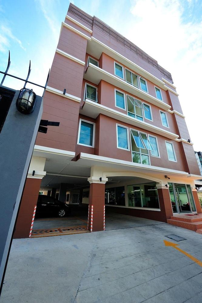 Aravinda Living Home Bangkok Exterior photo